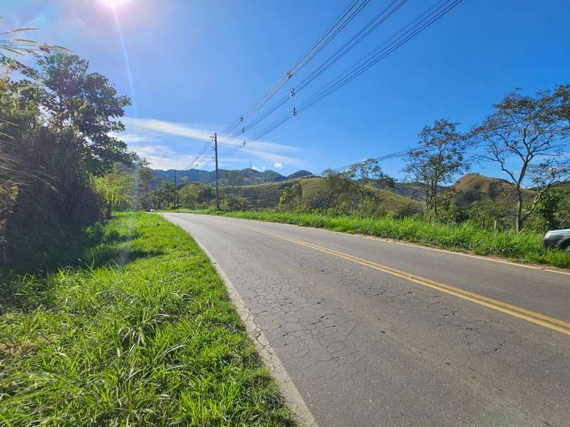Sítio à Venda no bairro Zona Rural em Parapeúna imagem 0