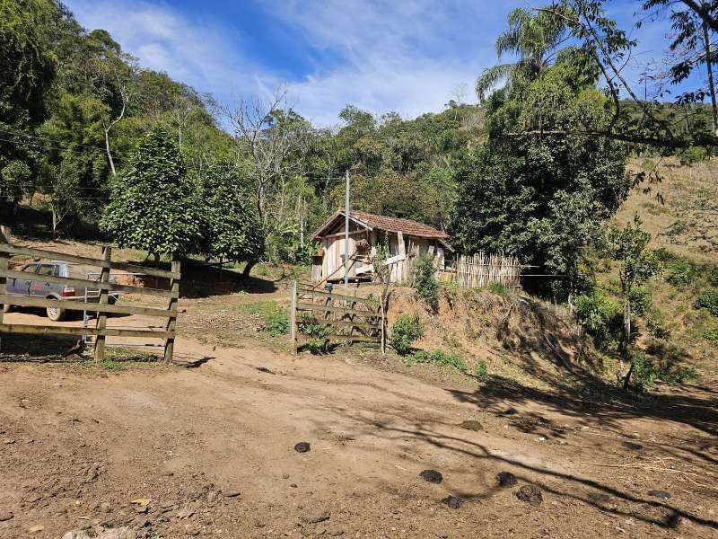 Sítio à Venda no bairro Zona Rural em Rio Preto imagem 24
