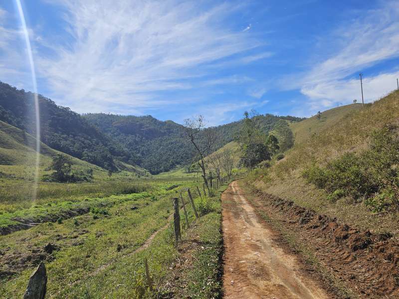 Sítio à Venda no bairro Zona Rural em Rio Preto imagem 1