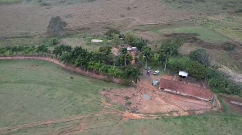 Sítio à Venda no bairro Zona Rural em Rio das Flores imagem 7