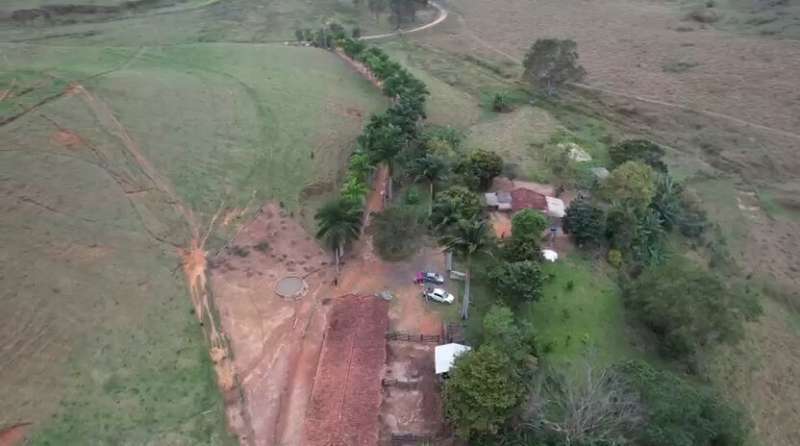 Sítio à Venda no bairro Zona Rural em Rio das Flores imagem 16