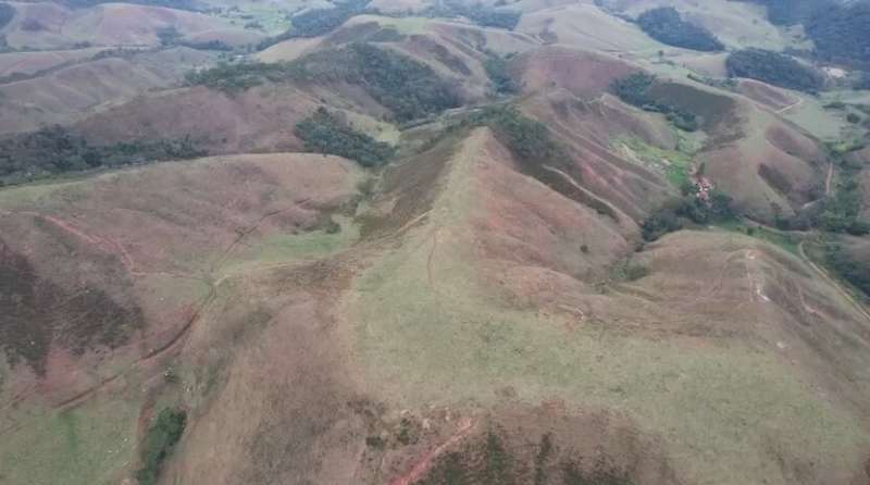 Sítio à Venda no bairro Zona Rural em Rio das Flores imagem 18
