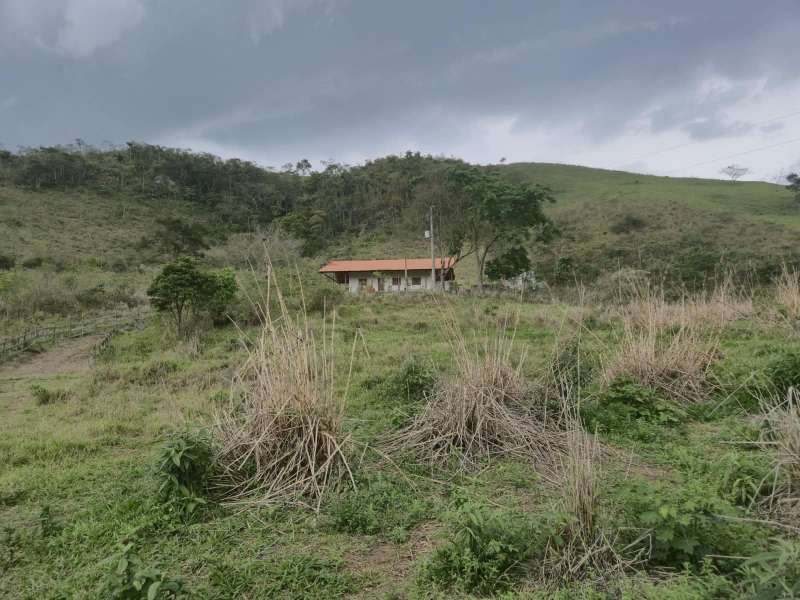 Sítio à Venda no bairro Parapeúna em Valença imagem 21