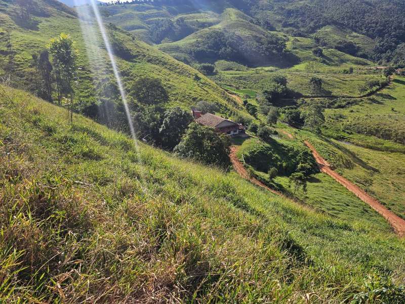 Sítio à Venda no bairro Zona Rural em Rio Preto imagem 0
